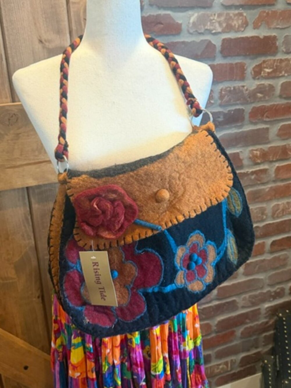 Rising Tide 100% Wool Felt Floral Shoulder Bag Handmade Nepal Boho NWT